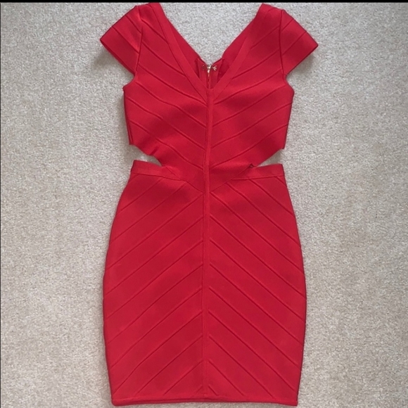 BNWT BEBE pinkish red cutout dress - Picture 3 of 10